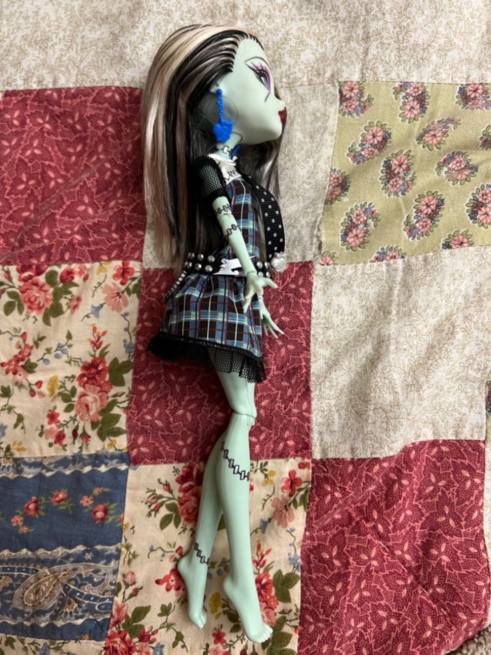 Frankie Monster High Doll - Picture 7 of 9